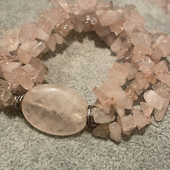 Rose Quartz Stretch Bracelet 6-8” - Picture 4 of 4